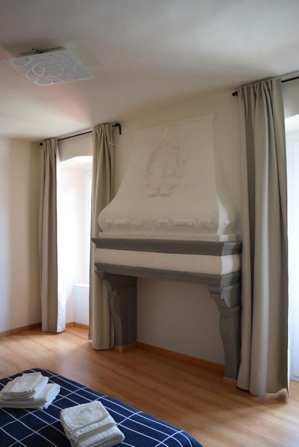 Ferienwohnung Residenza La Roggia Varallo Exterior foto