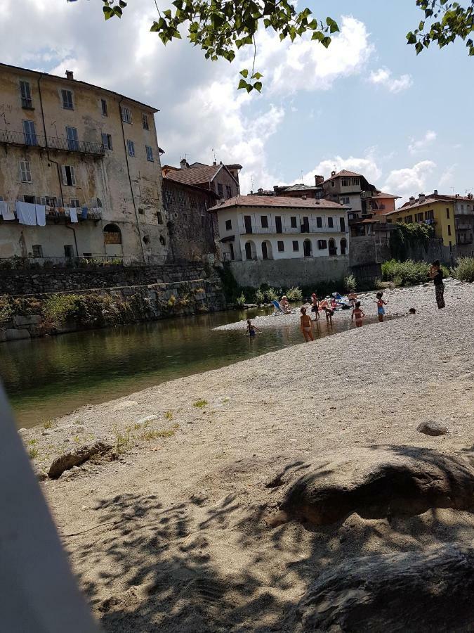 Ferienwohnung Residenza La Roggia Varallo Exterior foto