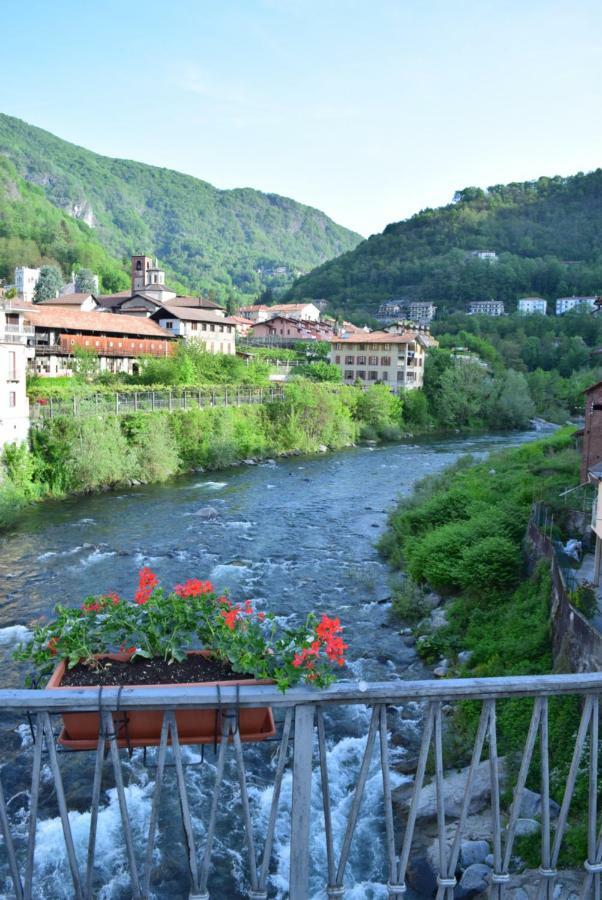 Ferienwohnung Residenza La Roggia Varallo Exterior foto