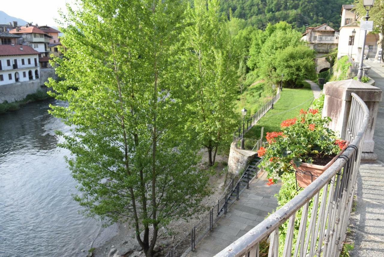 Ferienwohnung Residenza La Roggia Varallo Exterior foto